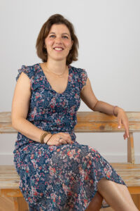 Fanny, fondatrice de SeniOr, engagée pour un accompagnement chaleureux et humain des aînés