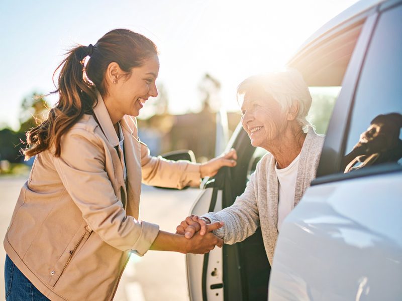 Aide à la mobilité et aux déplacements pour un accompagnement complet des aînés