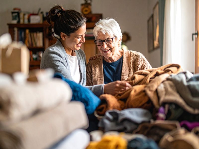 Aide au désencombrement dans le cadre de l’accompagnement personnalisé des aînés